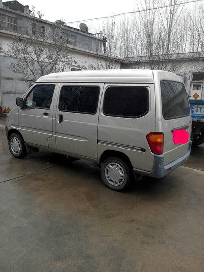 2012年的五菱之光6376nf 跑了3万5千公里 能值多少钱啊