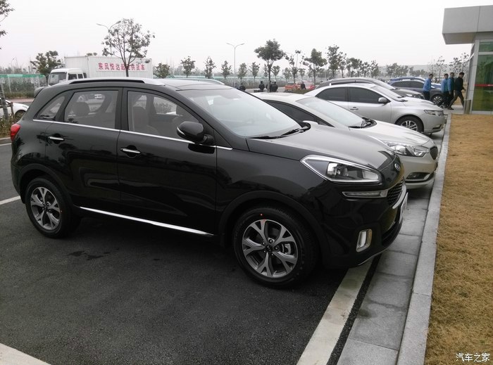 傲跑车身颜色大全