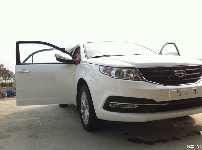 高清多图吉利远景冰晶白15手精天窗倒影雷达导航