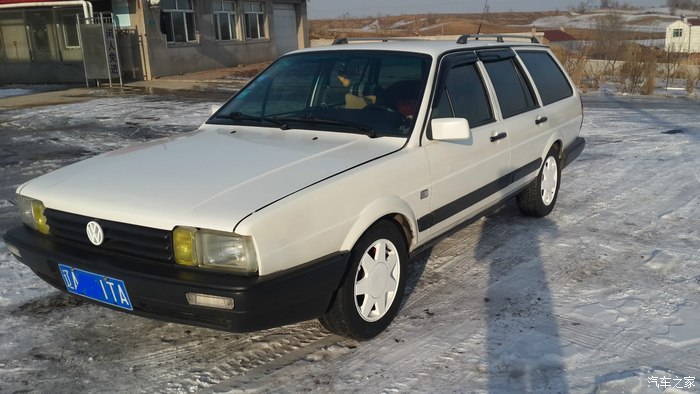 我的白色桑塔纳旅行车