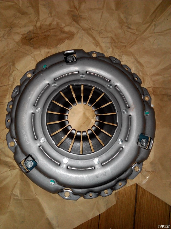 请求高手帮忙判断法雷奥离合器真假
