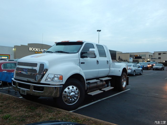 16858 | 回复: 8 福特f-650论坛 实拍ford f750 super duty 是的,你没