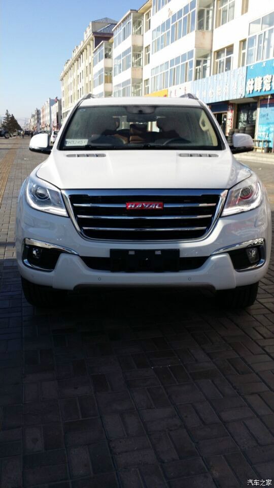 【图】白色哈佛h9 车已提回多图 和普拉多在一起照了两张_哈弗h9论坛