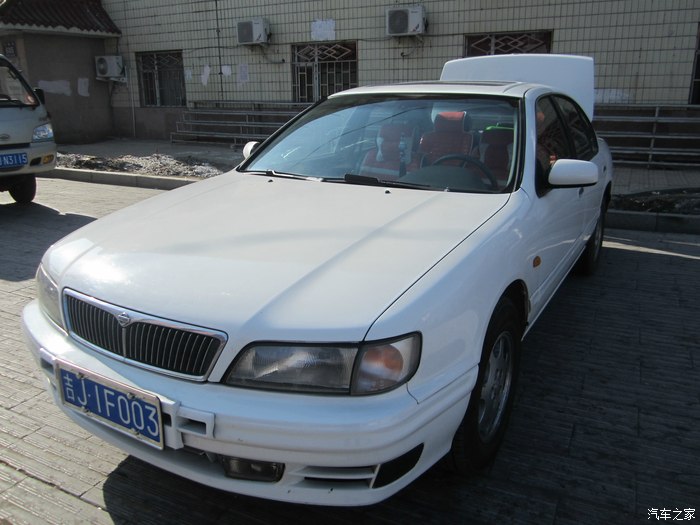 向经典老车致敬尼桑风度a32