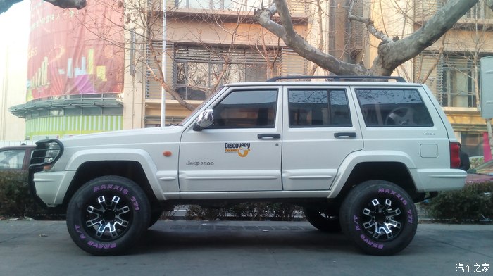 jeep男人的大玩具 吉普25004×4炫酷改装 求版主精精哦