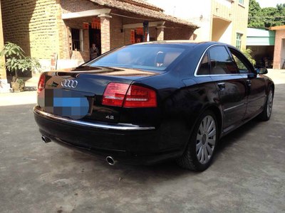 提车:二手06款奥迪a8,4.2排量v8引擎提车,11.2万元人民币