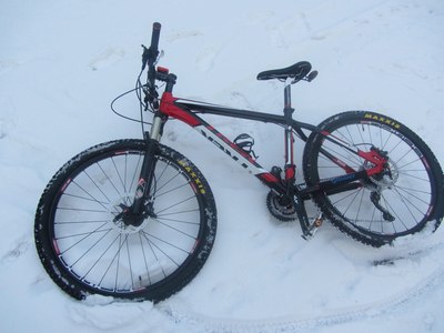 【图】今天捡了台自行车 不知道值不值钱。