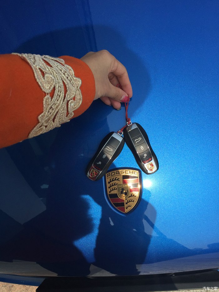 终于收到保时捷的礼物了
