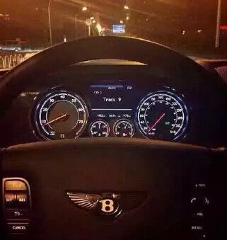 朋友圈装逼图豪车版拿走不谢