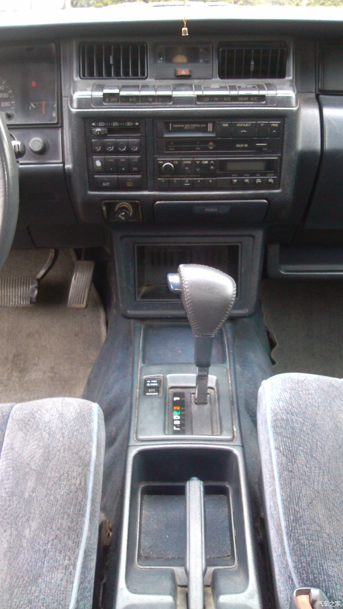 爱老车爱生活永恒的经典皇冠jzs133