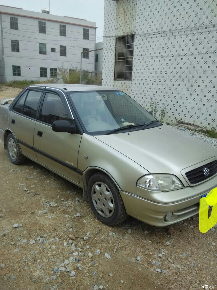 仔细看哦!右舵车!