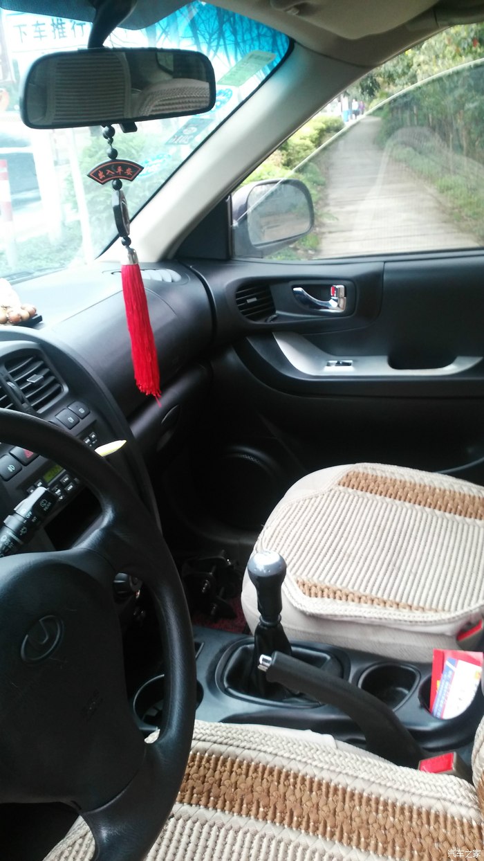 圣达菲全黑内饰欣赏