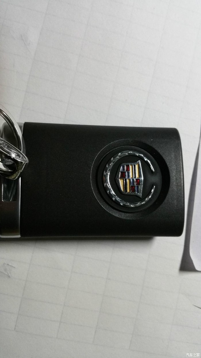 刚接的凯迪拉克xts钥匙