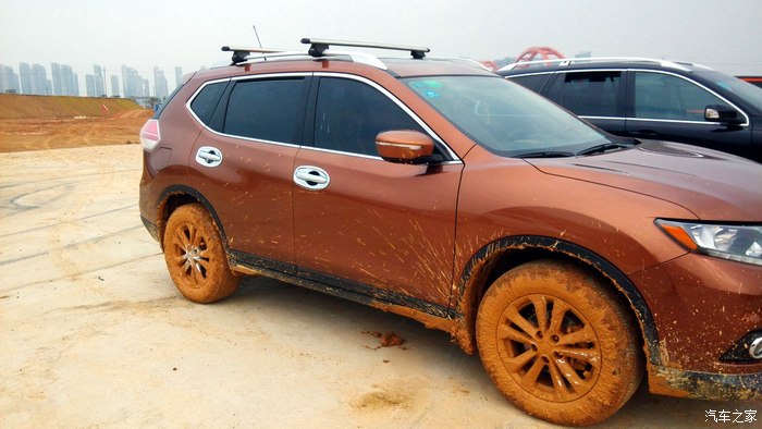 雨过天晴,新骏玩泥巴,陷车,脱困,几点感受!