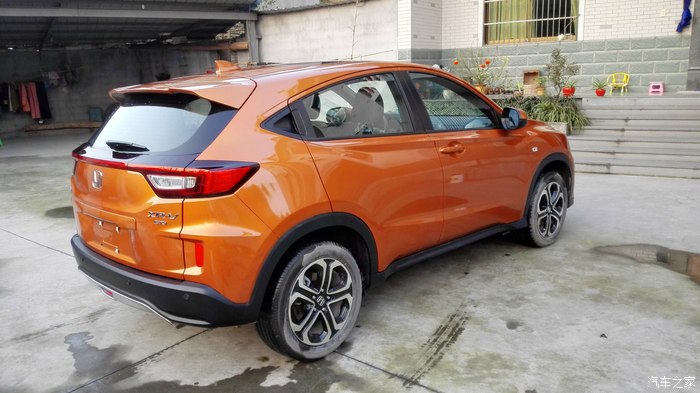 无牌无指标团购本田xrv大橙果附巴博斯改装xrv