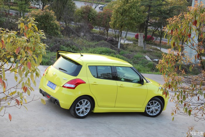 千里之外情定小黄帽速翼特运动版