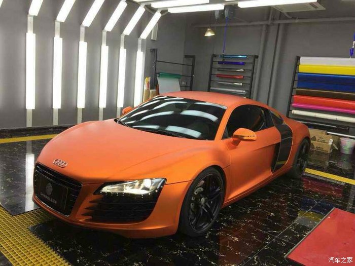 奥迪r8全车亚面电镀橙