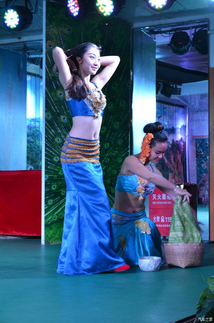 清明自驾西双版纳不出国就能看人妖