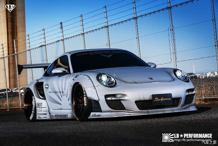 保时捷911997改装风靡全球的日本lb宽体包围