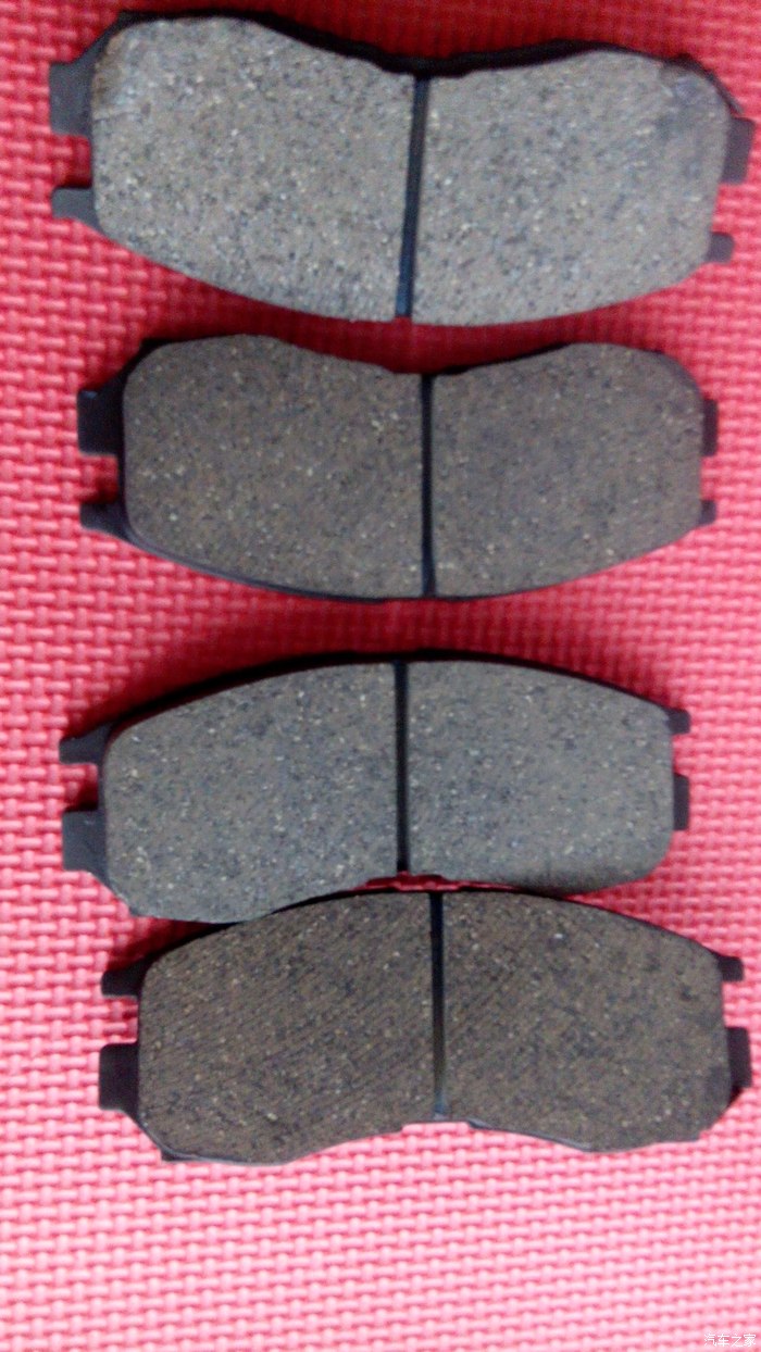 电脑兄各位兄帮忙判断一下fbk刹车片