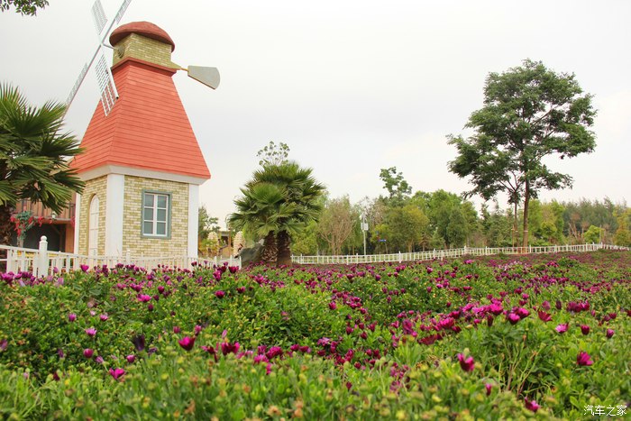 歐洲風情小鎮及希臘愛琴海縮影盡在昆明呈貢大漁公園