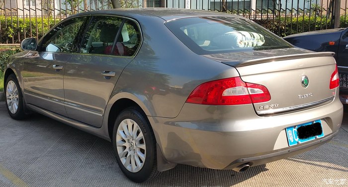 【图】装鸭尾翼_昊锐论坛_汽车之家论坛