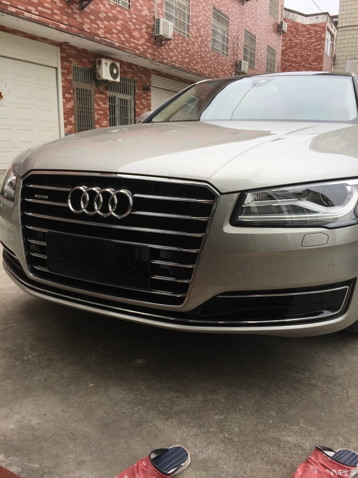 简单的提车作业14款奥迪a8l45舒适性斑羚米色