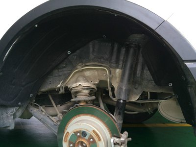 老虎五车主自己动手加装后轮拱隔音罩