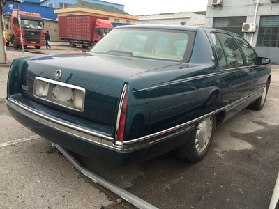 上海出售99年精品凯迪拉克帝威