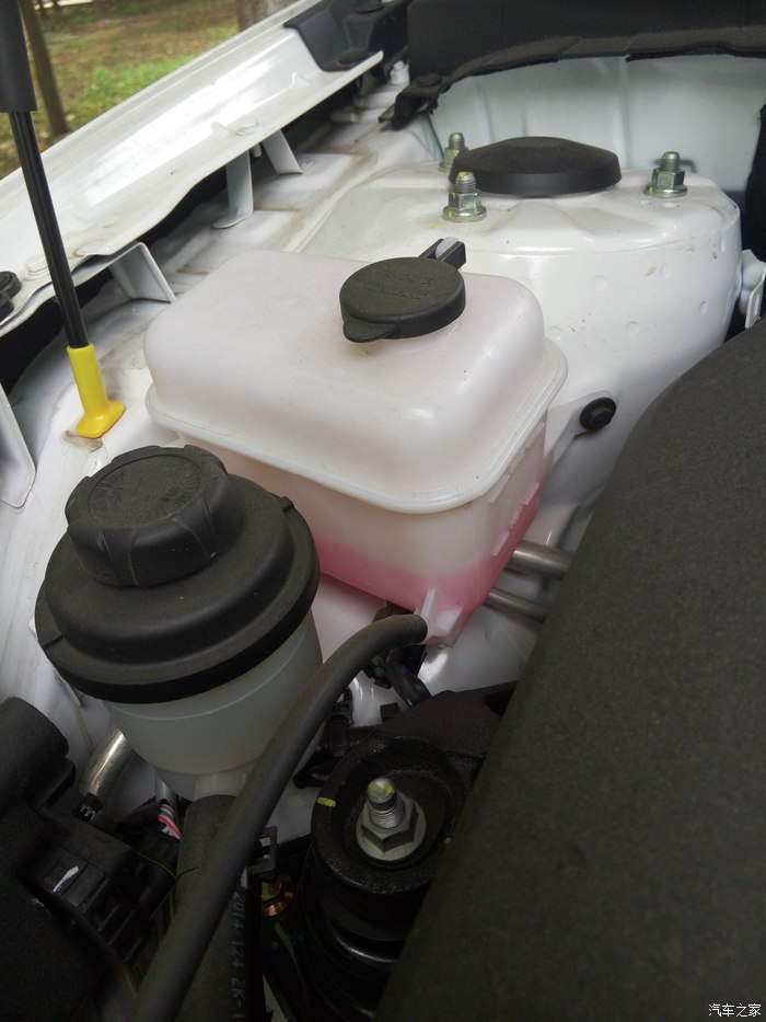 我这个防冻液是不是太少了啊?