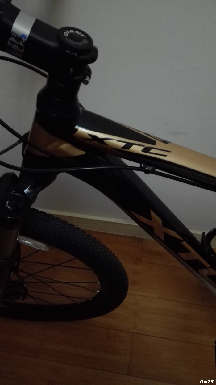 新手的选择捷安特xtc820黑金