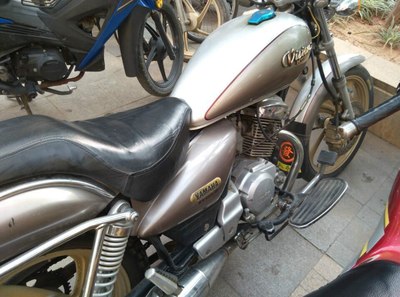 老付帮忙来看看啊,雅马哈凌骥125-a(99年的)