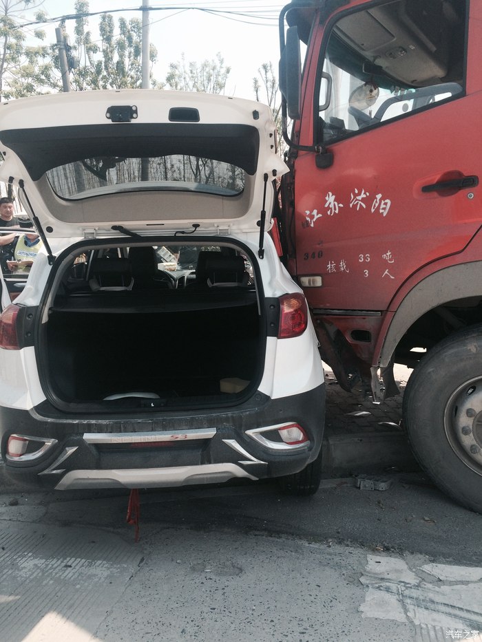 【图】s3严重车祸_瑞风s3论坛_汽车之家论坛