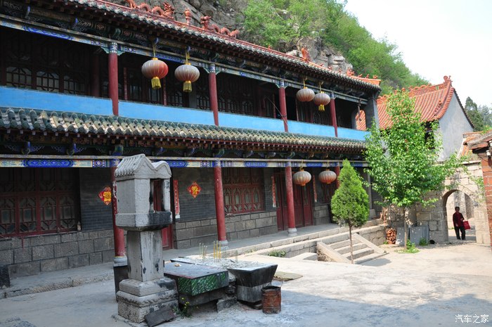 立夏时节游览黄龙洞庙