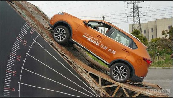 锐腾45度轻松爬坡陡坡缓降大倾角过斜坡视频