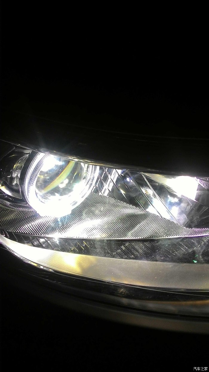 15款k2 原车卤素双光透镜 改装海拉5双光透镜