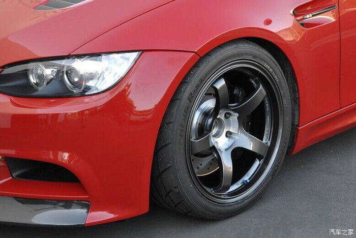 天上掉馅饼出售阿迪王advantc3轮毂一套已售