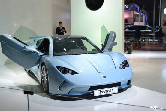 迷人两个大眼睛,还有两个翩翩起舞小翅膀