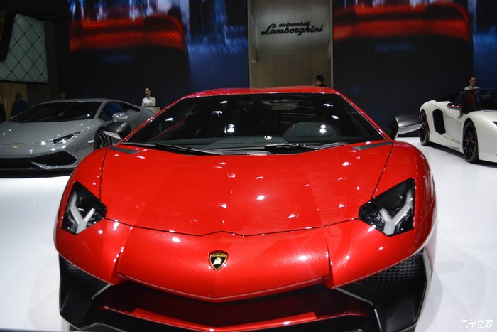 靓车美女如云,不虚此行的上海车展