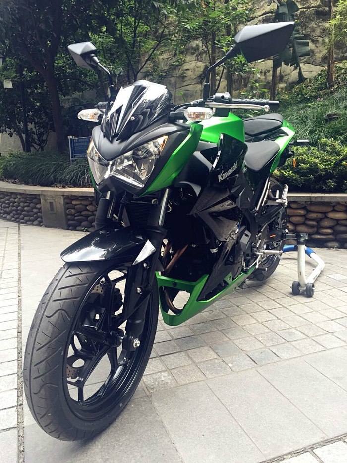 9成新的z250绿色一台_川崎摩托车论坛_汽车之家论坛