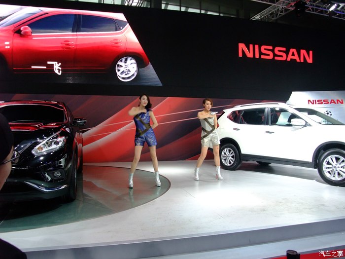 沈阳国际五一车展日产展台很牛很给力