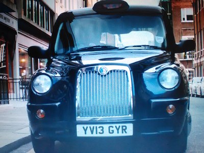 吉利英伦tx4出租车