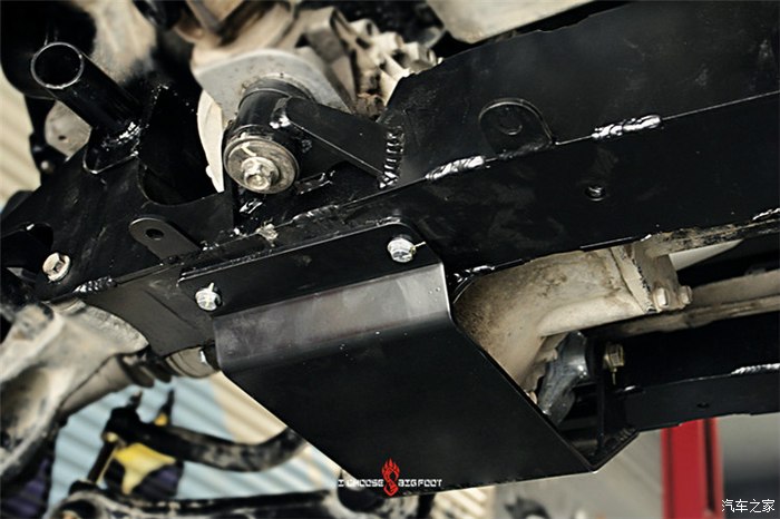 悍将悍马h26寸升高改装案例