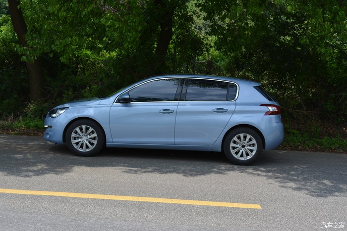 【图】308s大片来袭_雪铁龙c5论坛_汽车之家论坛