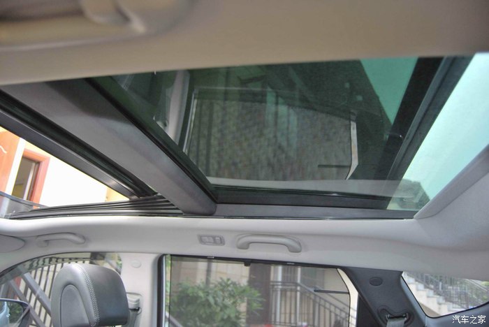 新胜达全景天窗问题