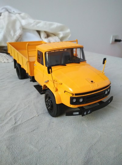 [火红五月,模型论坛我最红]--逝去的经典解放141卡车模型