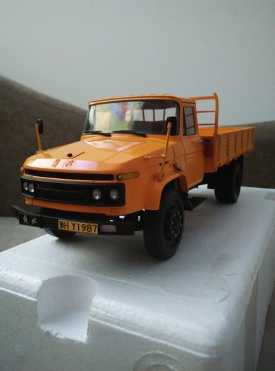 [火红五月,模型论坛我最红]--逝去的经典解放141卡车模型