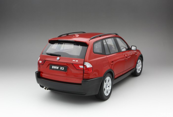 老冯模型宝马x3e83