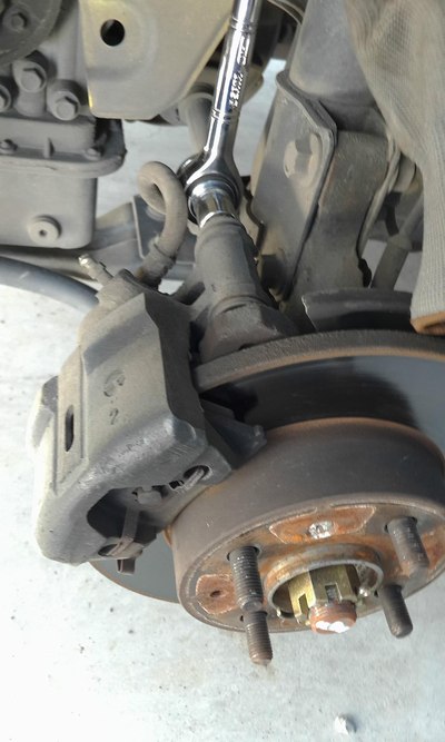 同事力帆320前轮制动维修_力帆320论坛_手机汽车之家