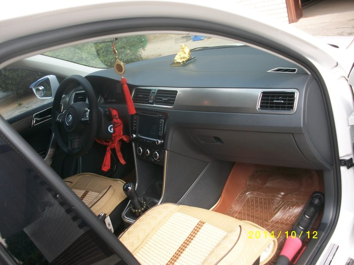 新桑塔纳的内饰改装,很好看